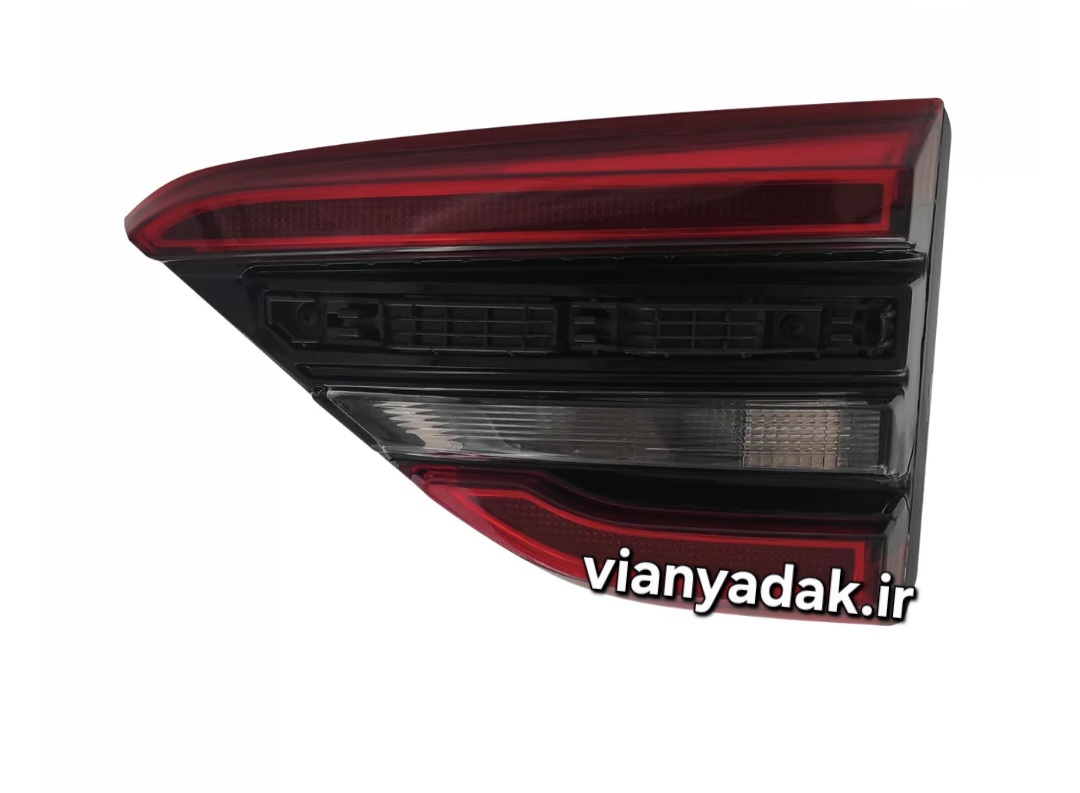 چراغ عقب روی صندوق ام وی ام X55 اکسلنت سمت شاگرد